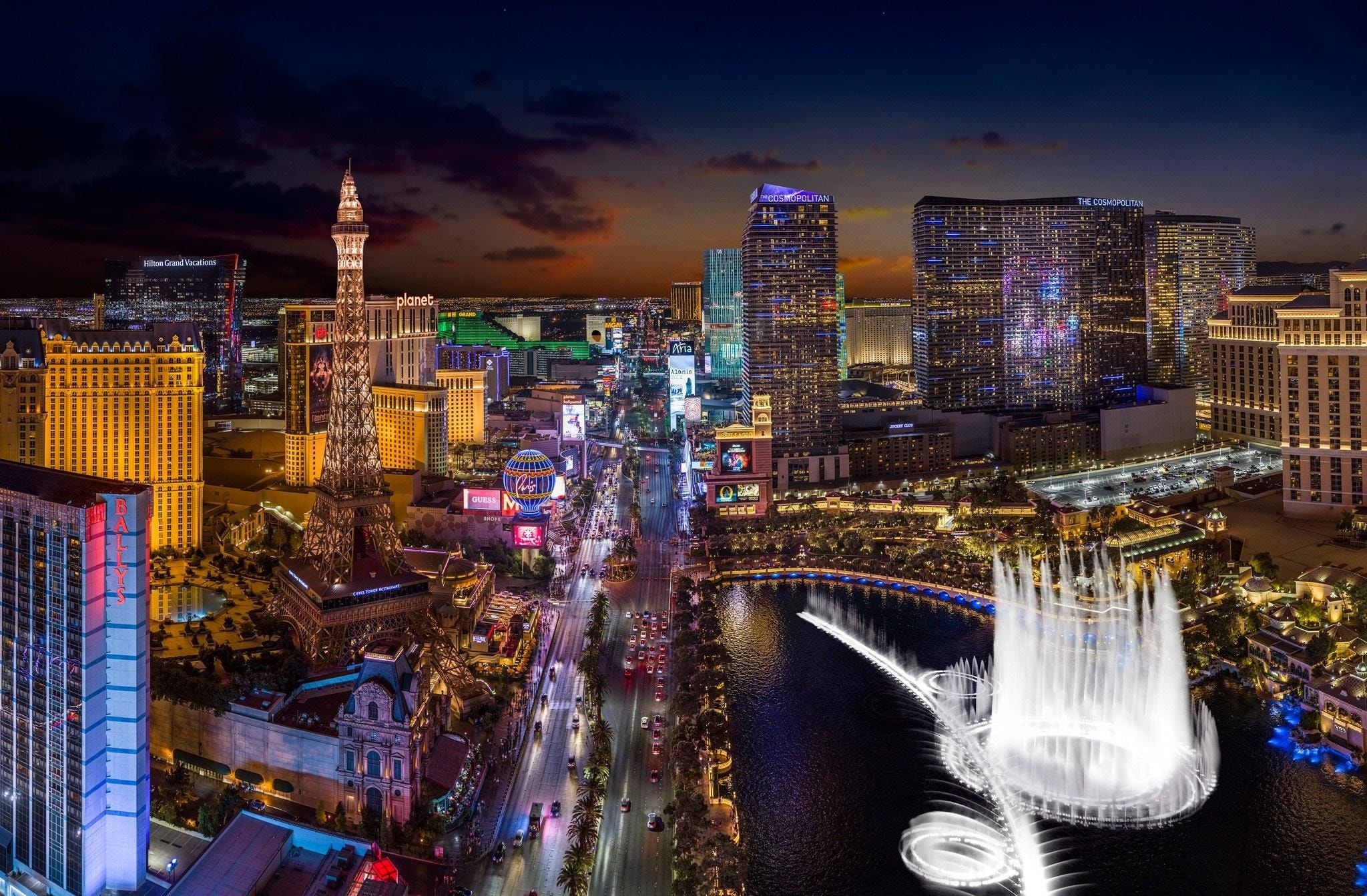 Vue aérienne de Las Vegas la nuit